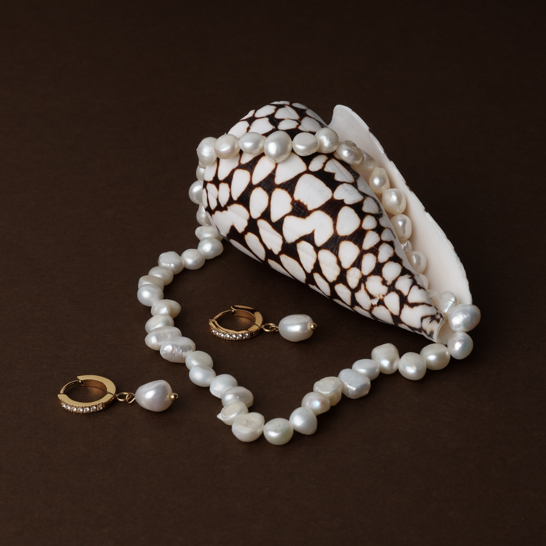 Freshwater Pearl Hoop Earrings - Image 5