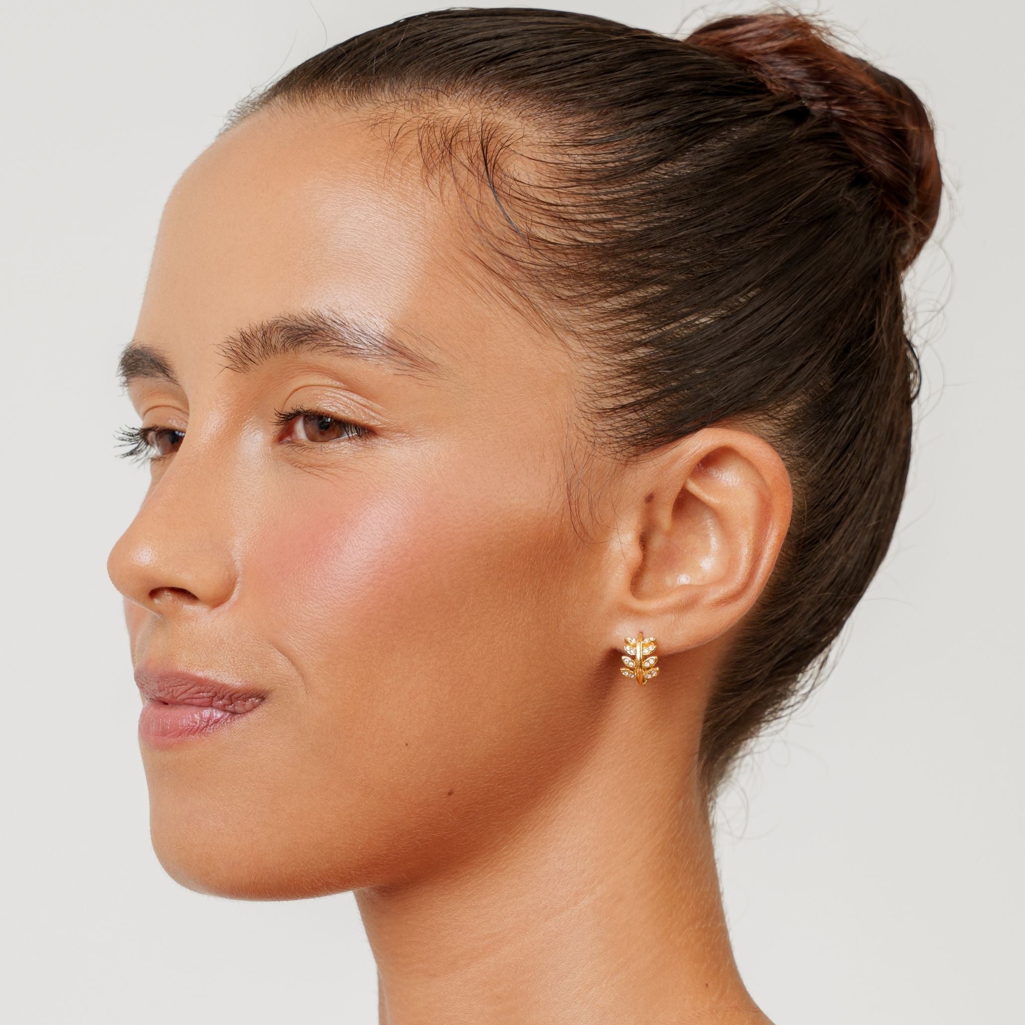 Daisy Hoops Earrings - Image 4