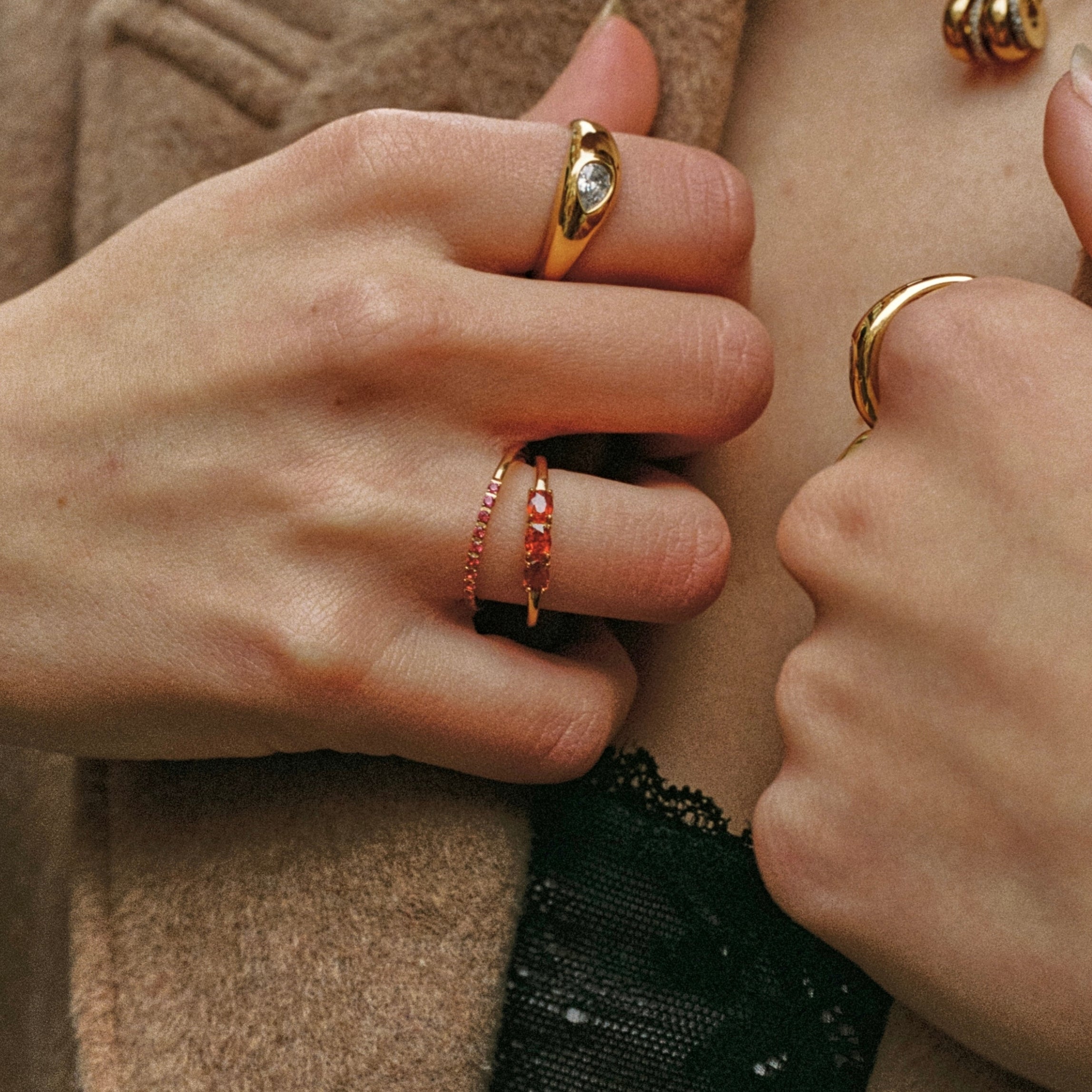 Bordeaux Thin Ring - Image 4