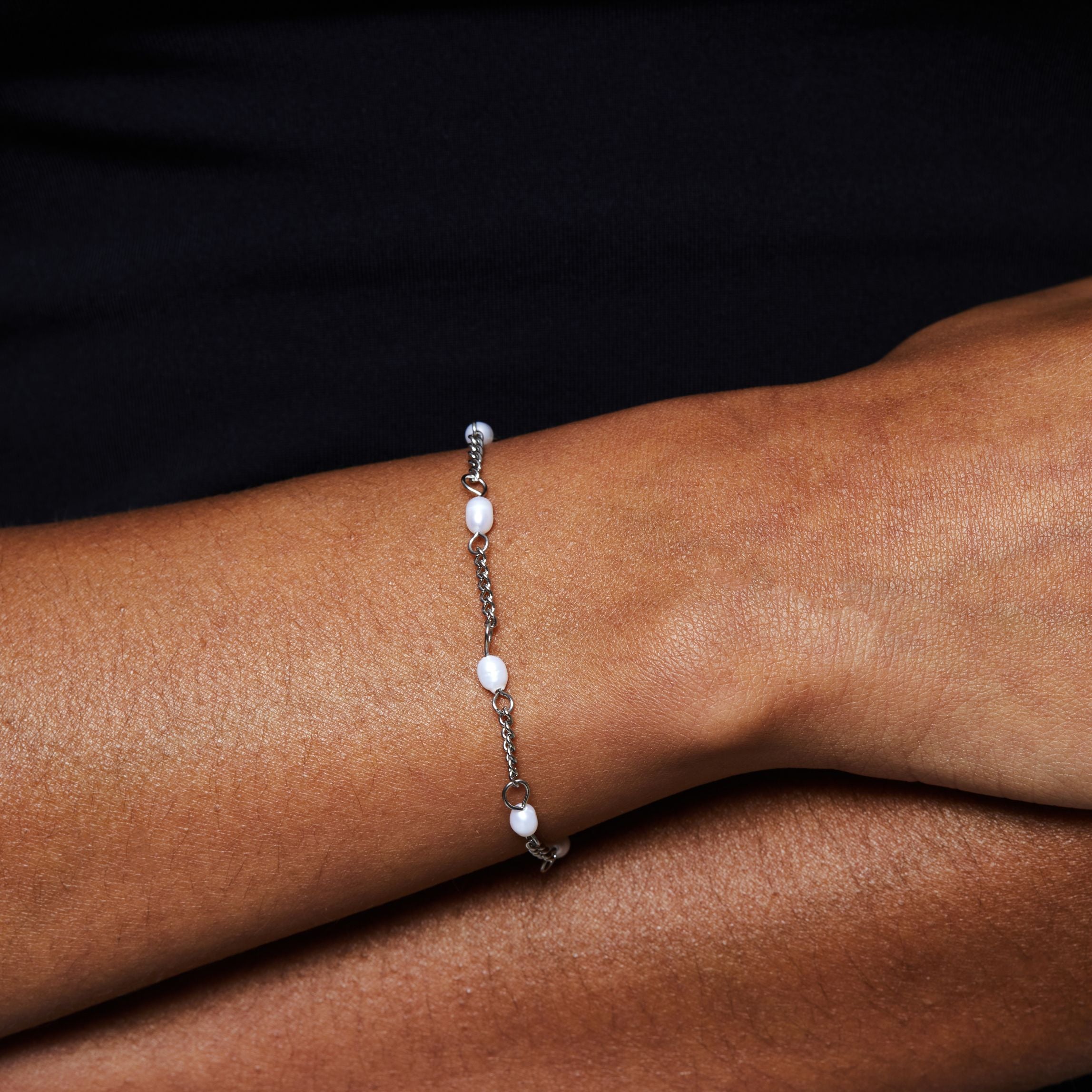 Lovina Freshwater Pearl Bracelet - Image 10