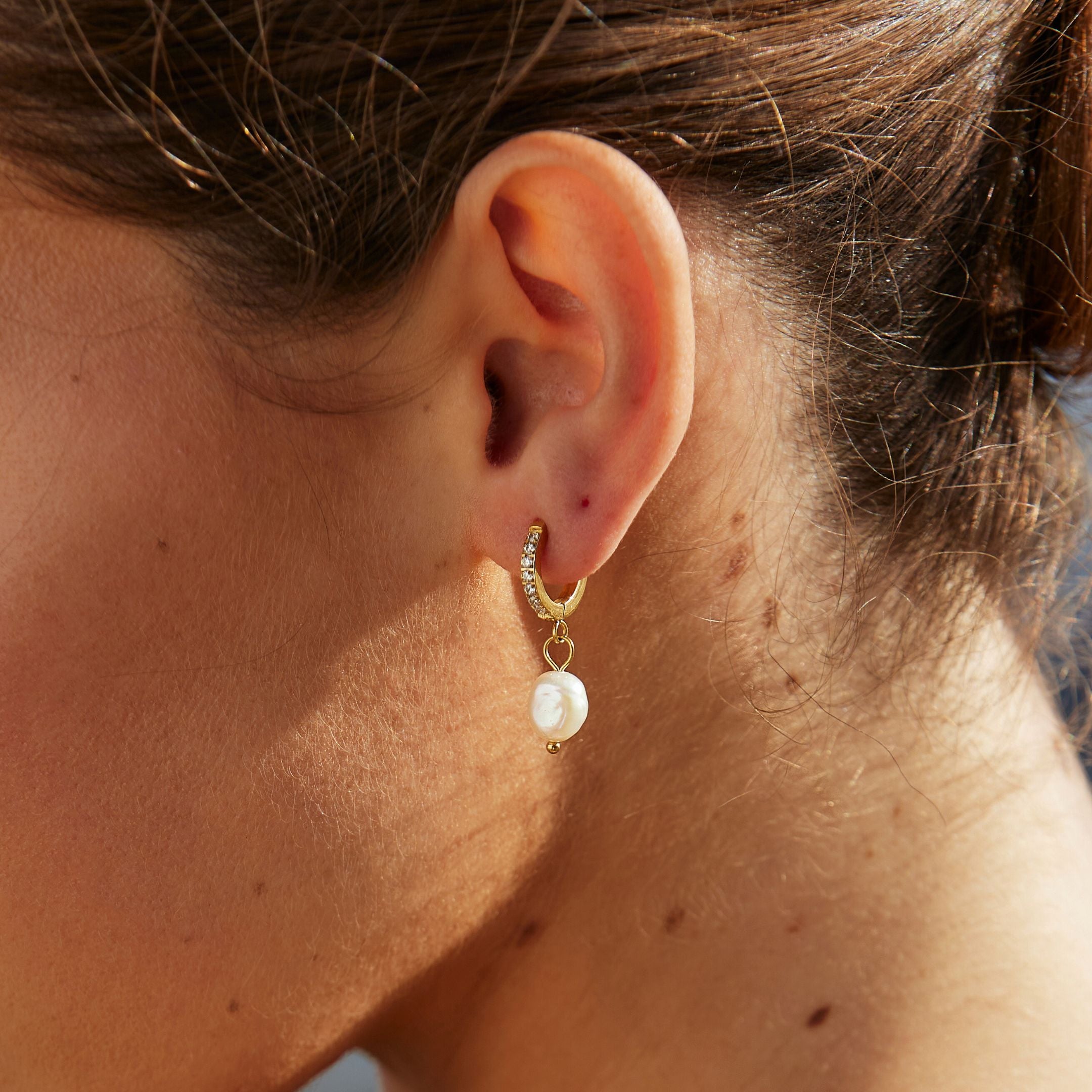 Freshwater Pearl Hoop Earrings - Image 10